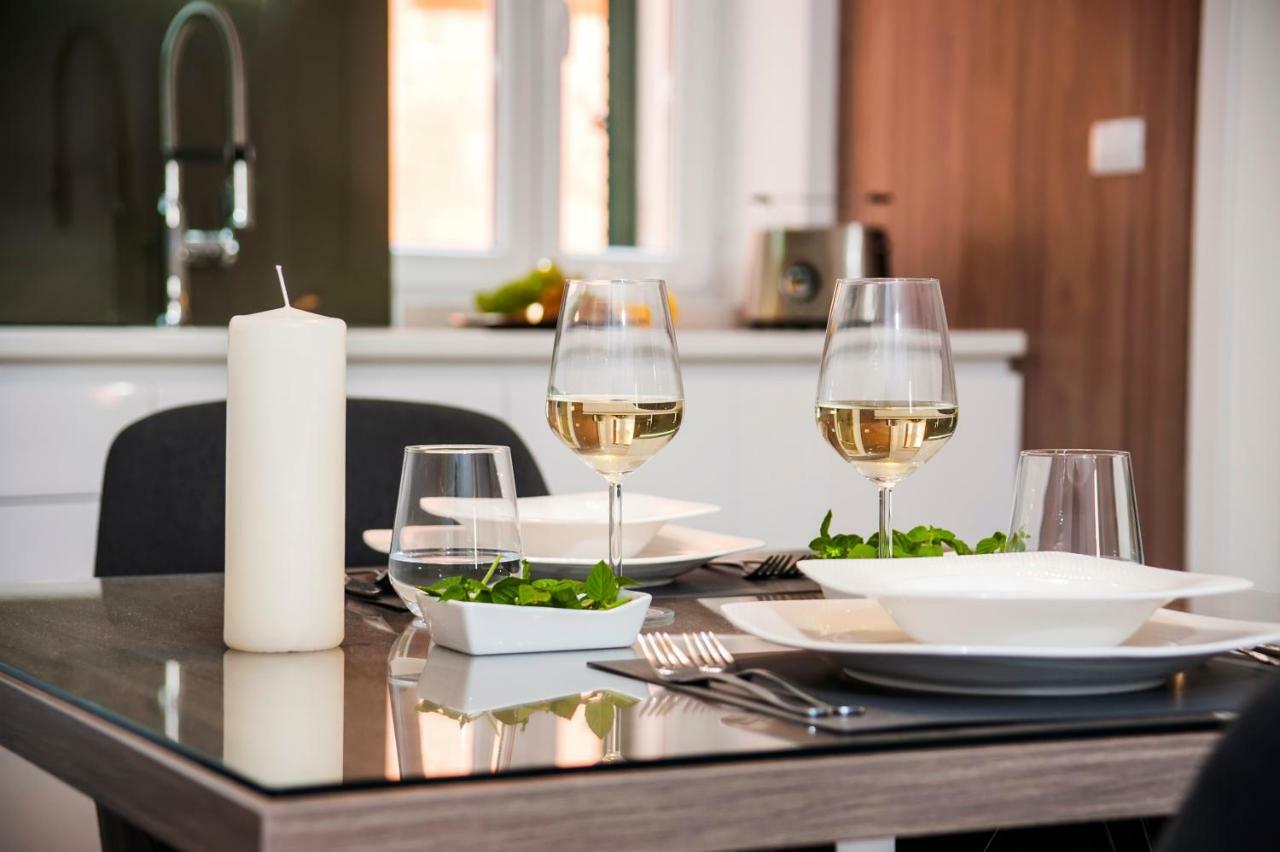 רוביני Apartments Vincero מראה חיצוני תמונה