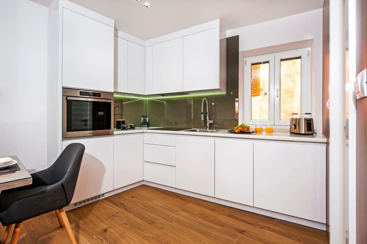 רוביני Apartments Vincero מראה חיצוני תמונה