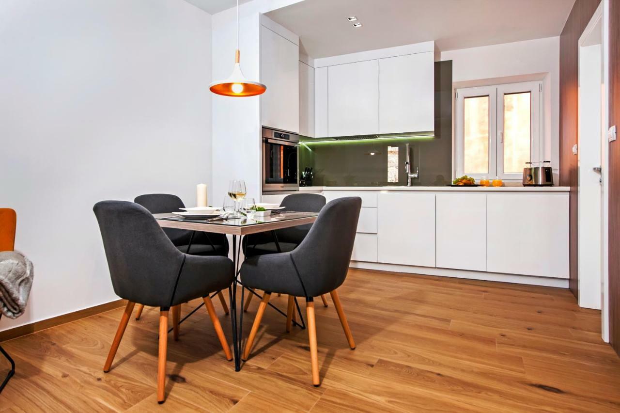 רוביני Apartments Vincero מראה חיצוני תמונה